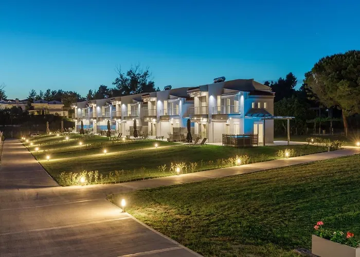 V Luxury Apartments Posidi